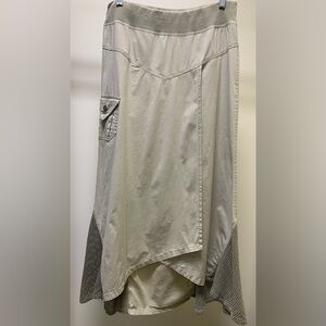 XCVI Women’s Long Tan Skirt Size Medium